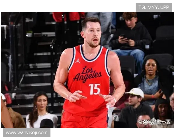 朱芳雨详解签下魔术旧将奎恩改打中锋背后团队战术考量全面因素多