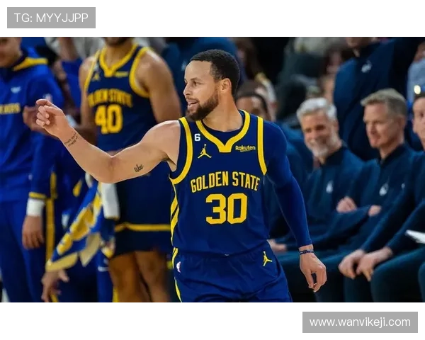 库里稳健发挥穆迪单节爆发勇士强势力克鹈鹕成功终结对手五连败之局